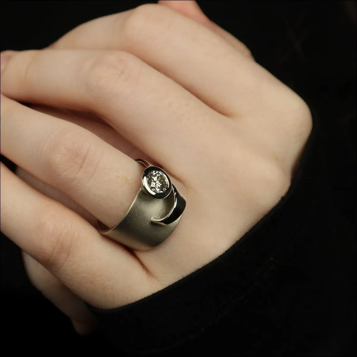 Diamond Wide Cone and Sheet Ring Platinum