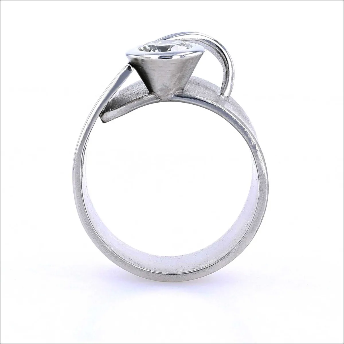 Diamond Wide Cone and Sheet Ring Platinum