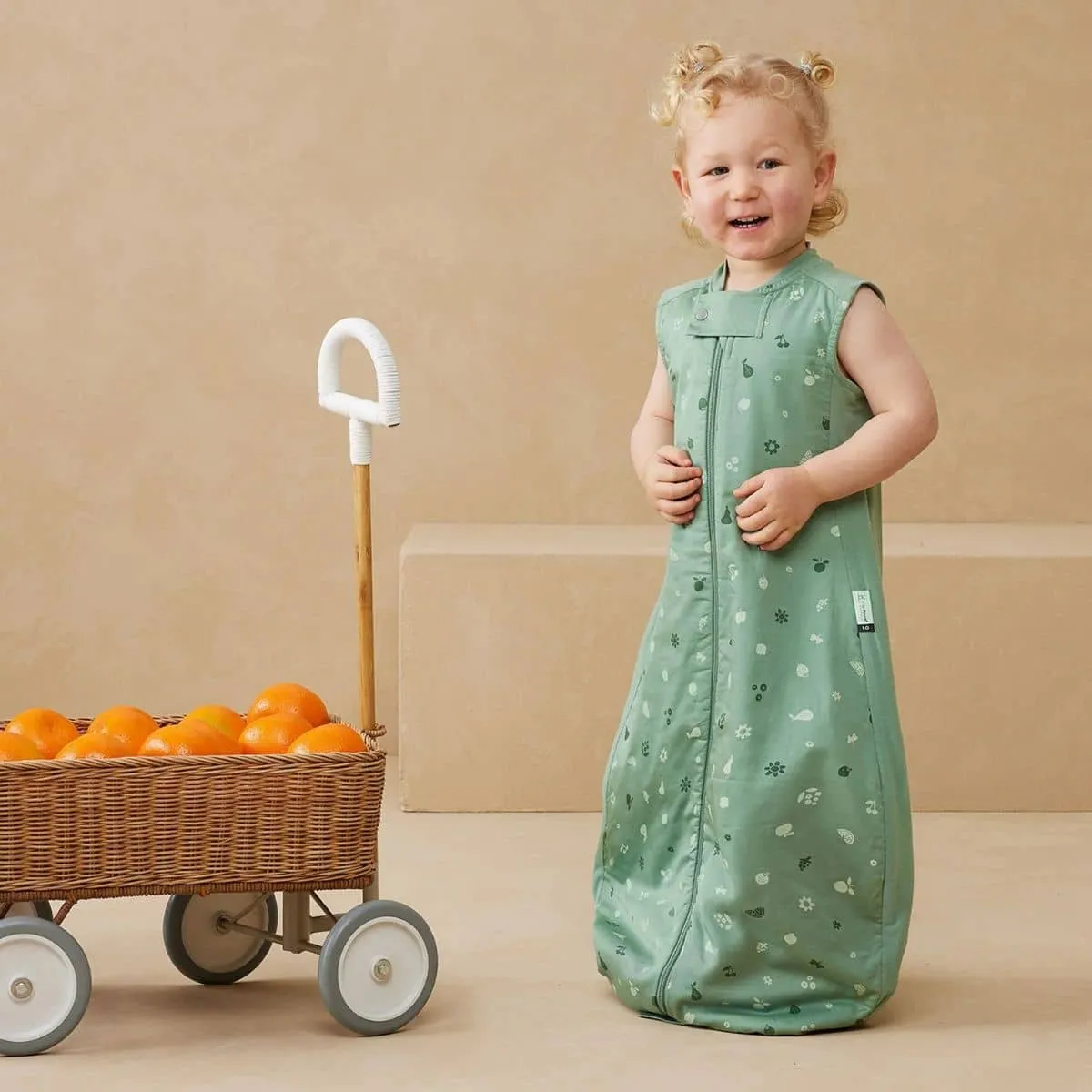 ergoPouch Sheeting Sleeping Bag 1.0 TOG - Sweet Orchard - 8 to 24 Months