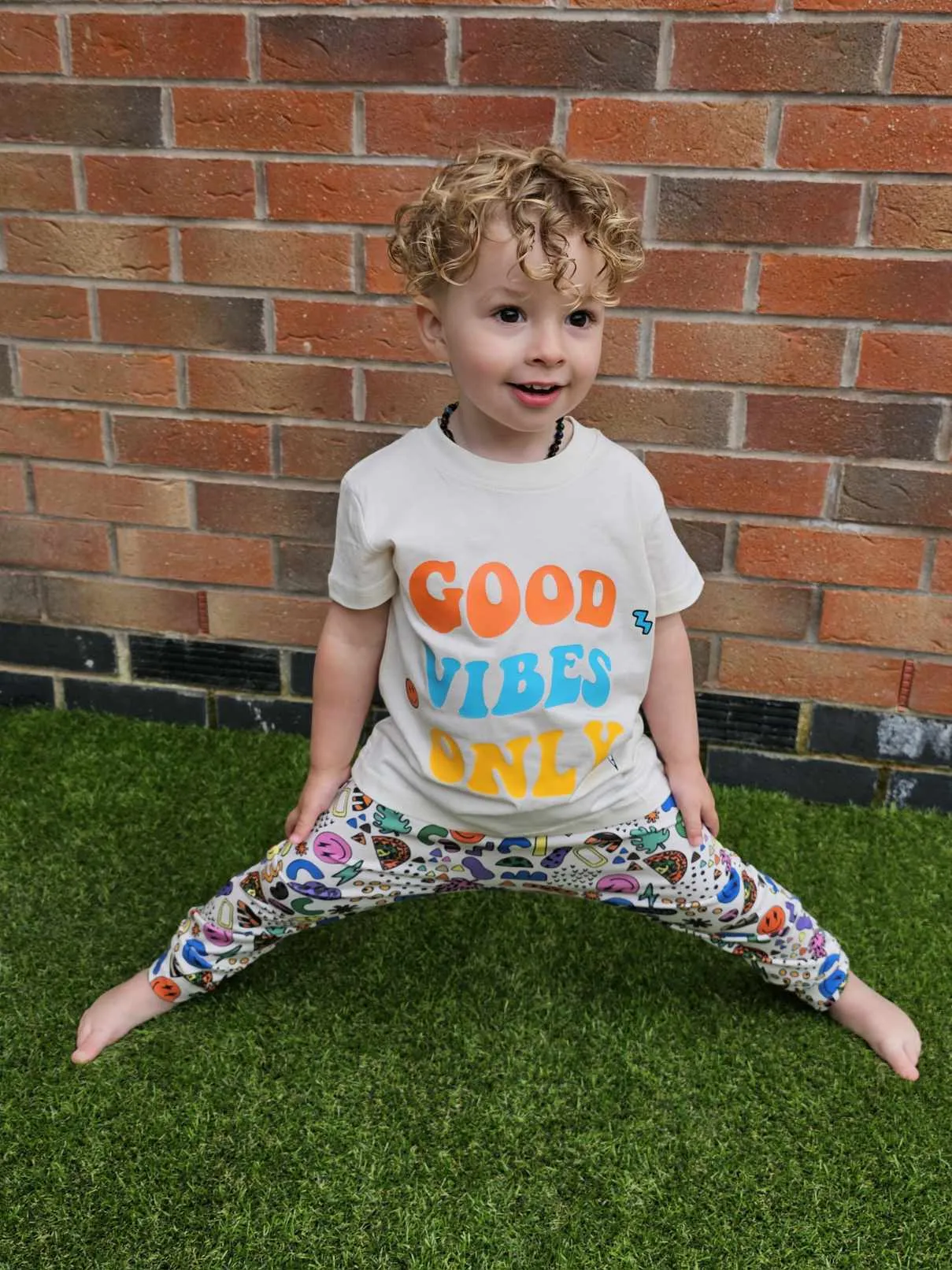 Kids 'Good Vibes Only' T-shirt